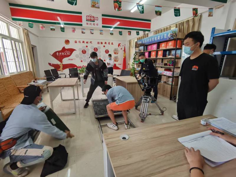 舒城县广告片拍摄公司：极简主义践行者，少即是多的视觉哲学